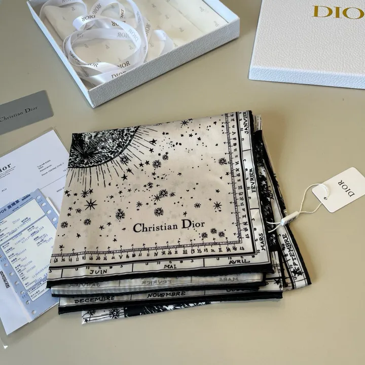 スーパーコピー ディオール マフラー