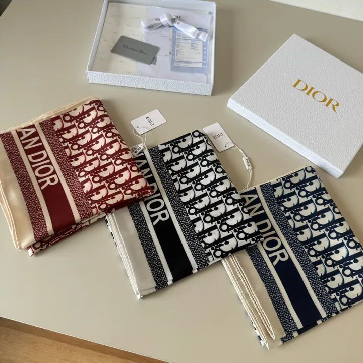 スーパーコピー ディオール マフラー