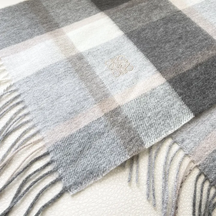 スーパーコピー ロエベ マフラー