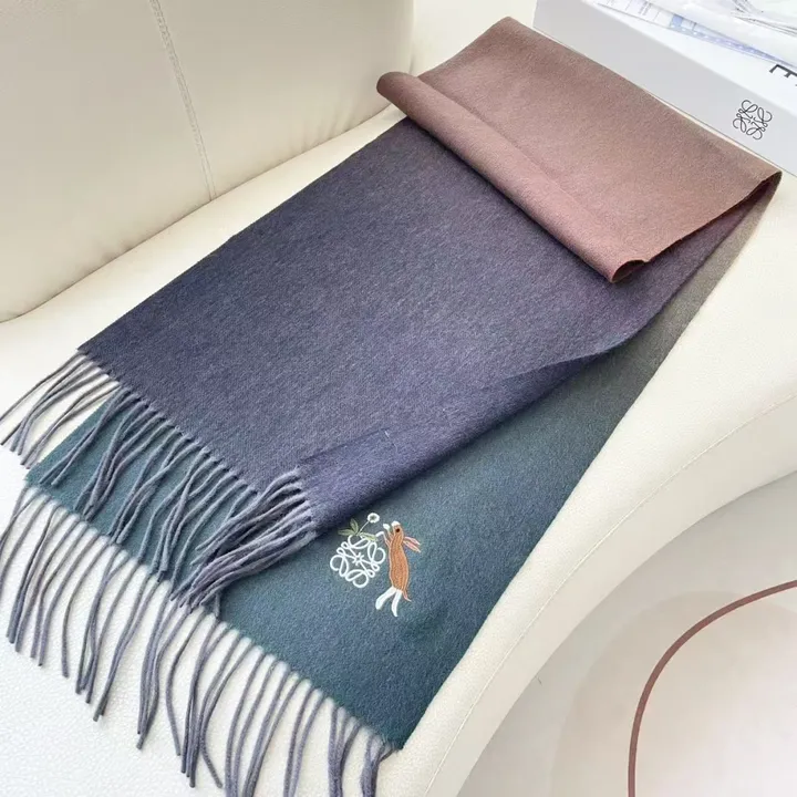 スーパーコピー ロエベ マフラー