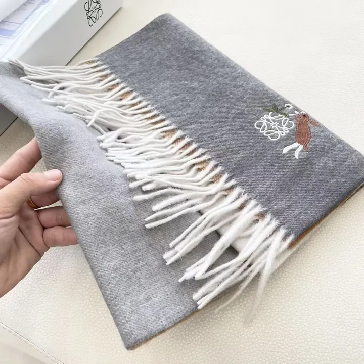 スーパーコピー ロエベ マフラー