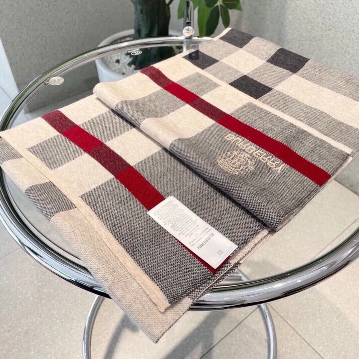 スーパーコピー バーバリー ス マフラー