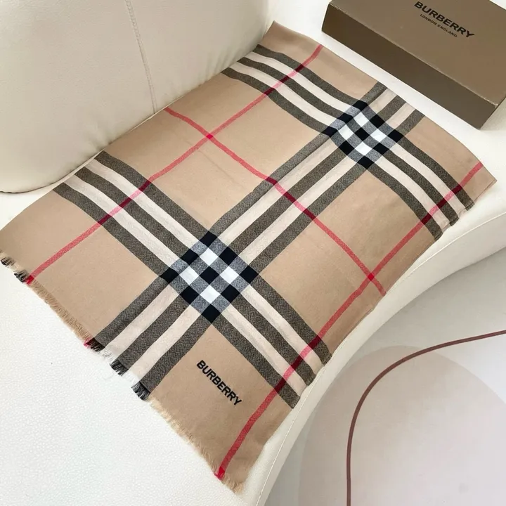 スーパーコピー バーバリー ス マフラー