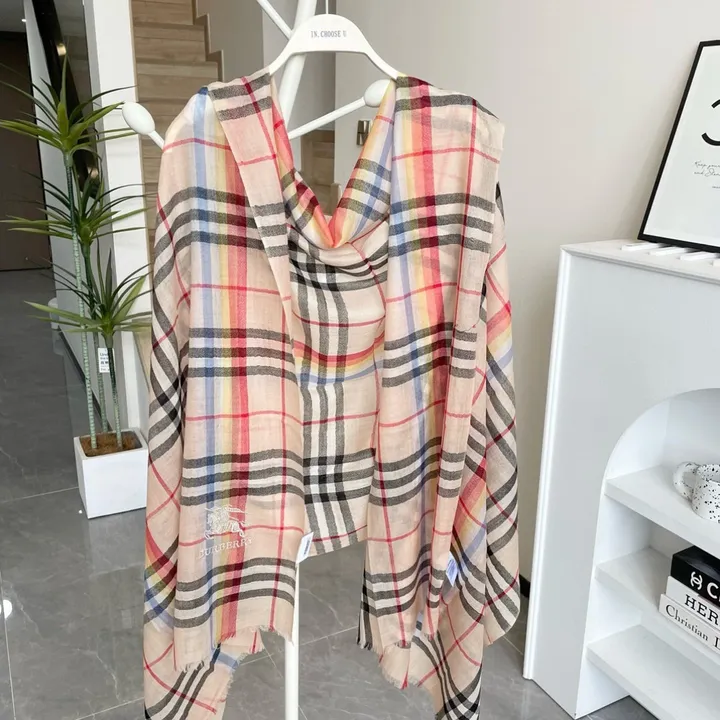 スーパーコピー バーバリー ス マフラー