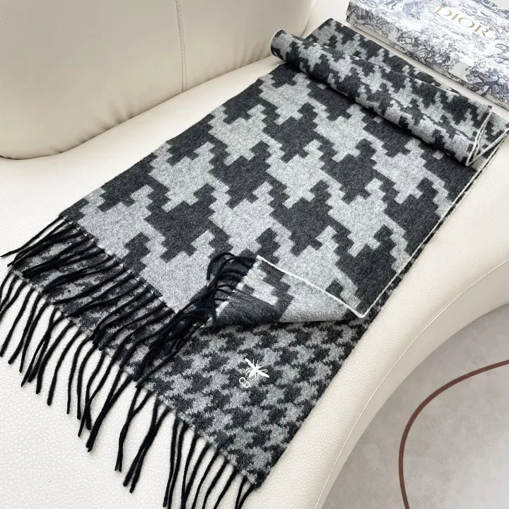 スーパーコピー ディオール マフラー