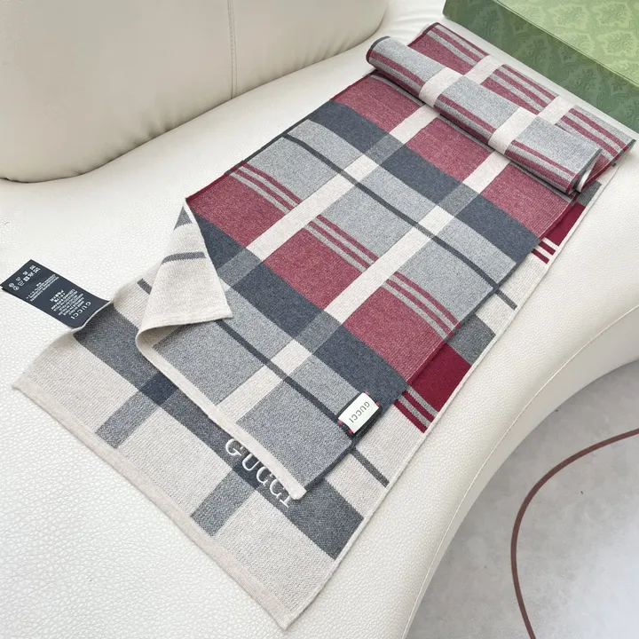 スーパーコピー グッチ マフラー