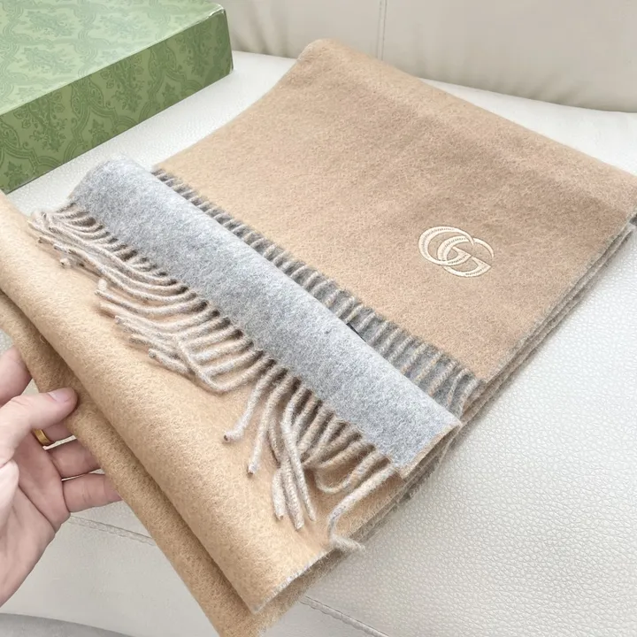 スーパーコピー グッチ マフラー