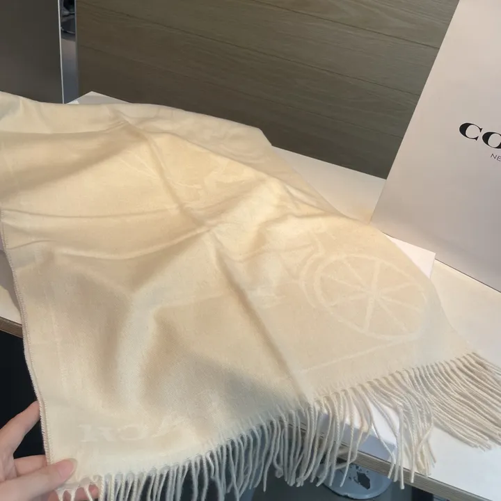 スーパーコピー コーチ マフラー