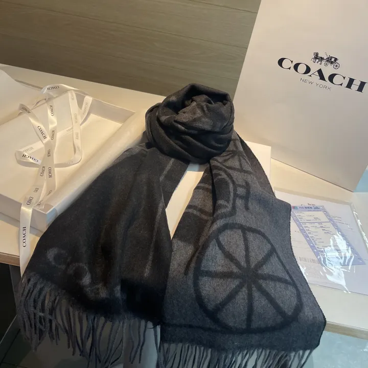 スーパーコピー コーチ マフラー