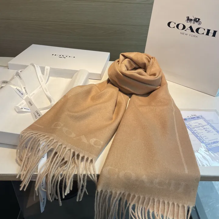 スーパーコピー コーチ マフラー