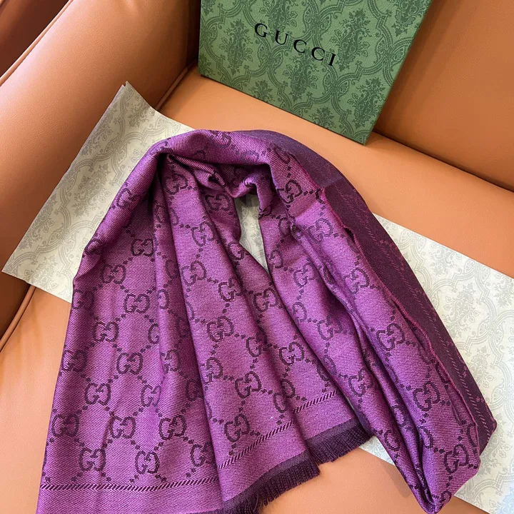 スーパーコピー グッチ マフラー