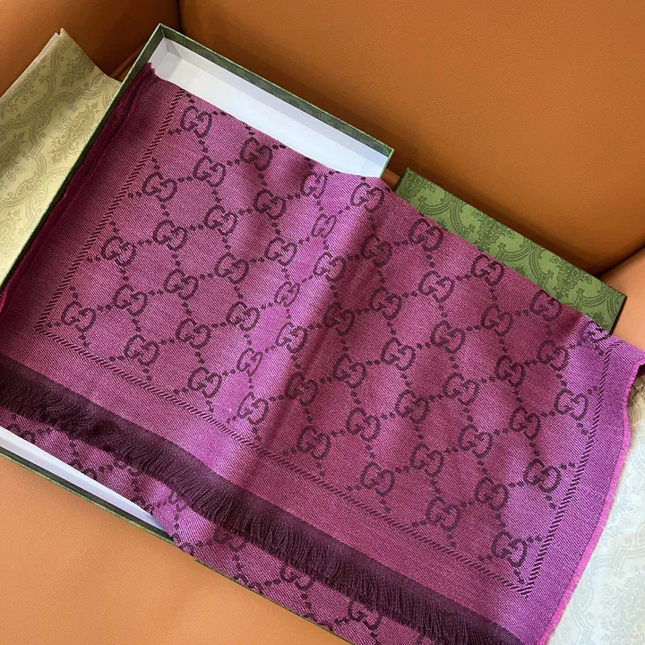 スーパーコピー グッチ マフラー