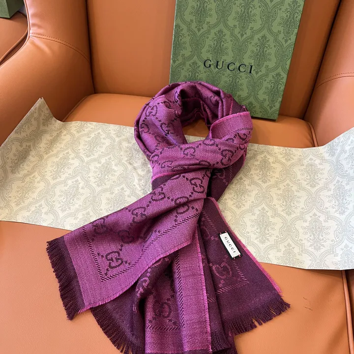 スーパーコピー グッチ マフラー