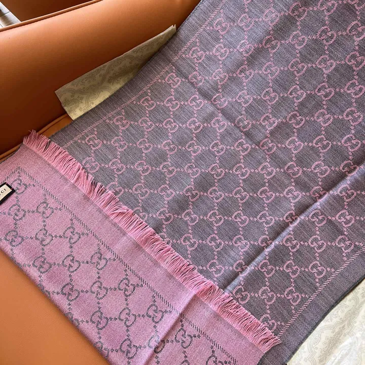 スーパーコピー グッチ マフラー