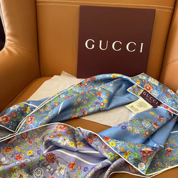 スーパーコピー グッチ マフラー