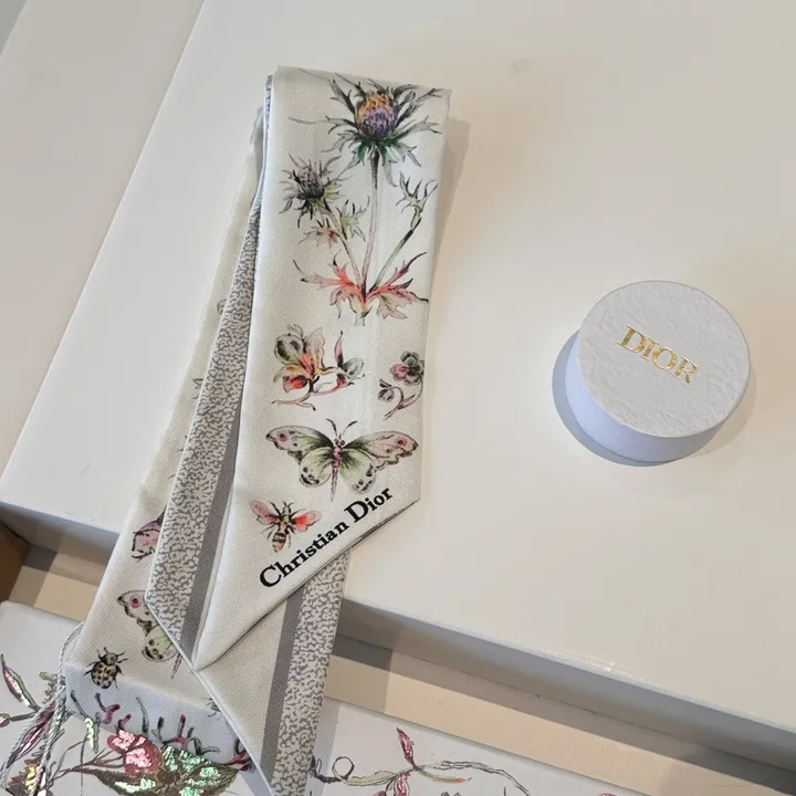 スーパーコピー ディオール マフラー