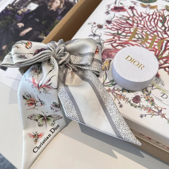 スーパーコピー ディオール マフラー