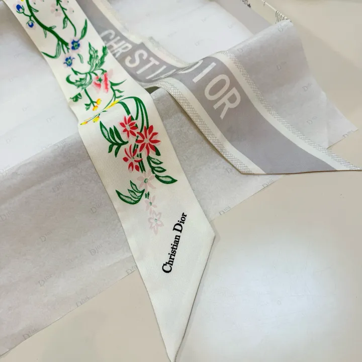 スーパーコピー ディオール マフラー