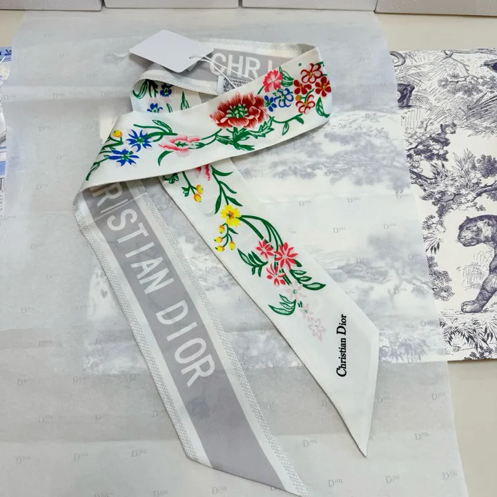 スーパーコピー ディオール マフラー