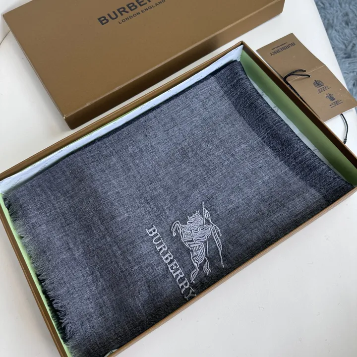 スーパーコピー バーバリー ス マフラー