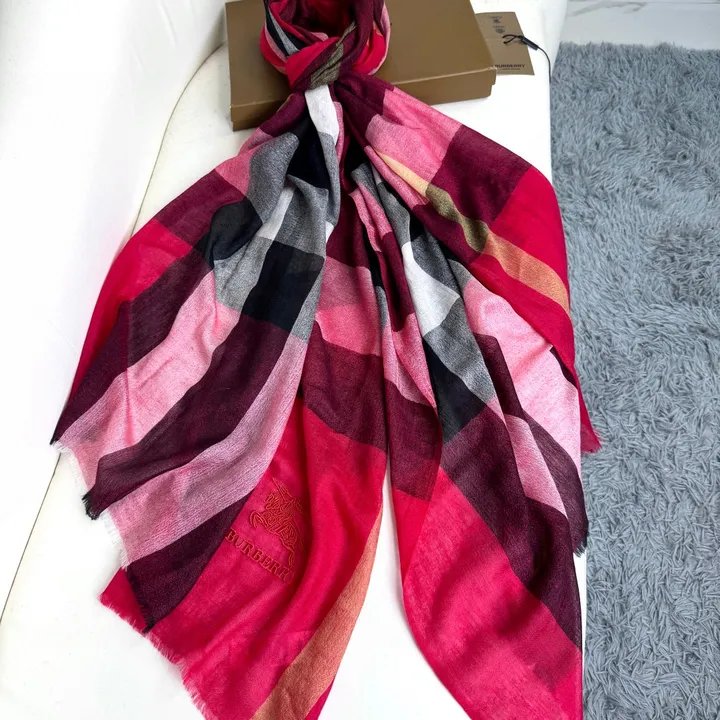 スーパーコピー バーバリー ス マフラー