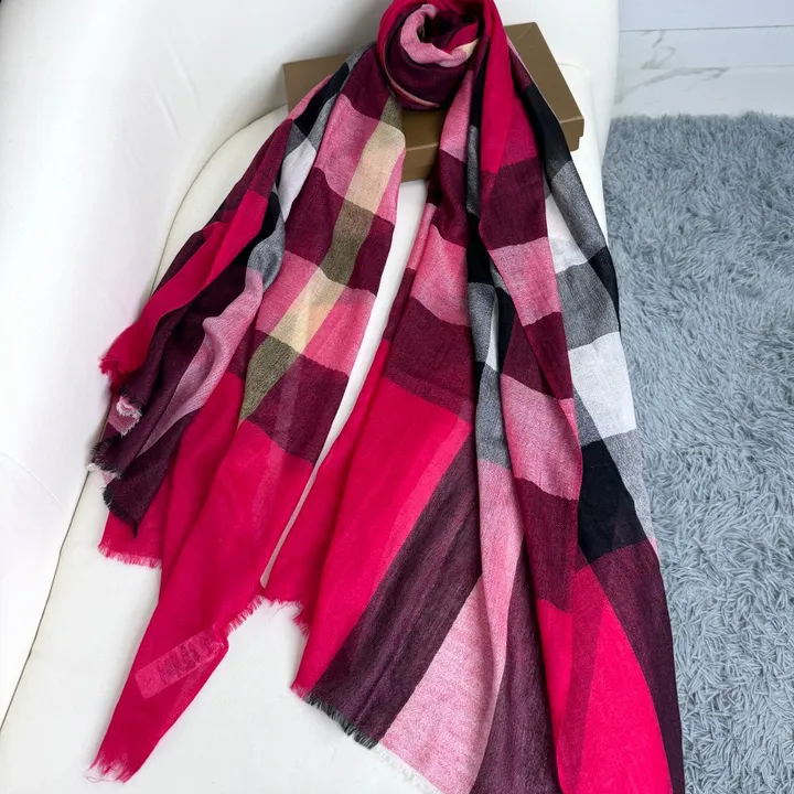 スーパーコピー バーバリー ス マフラー