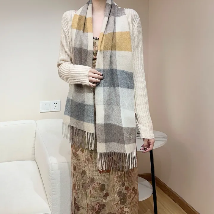 スーパーコピー ロエベ マフラー