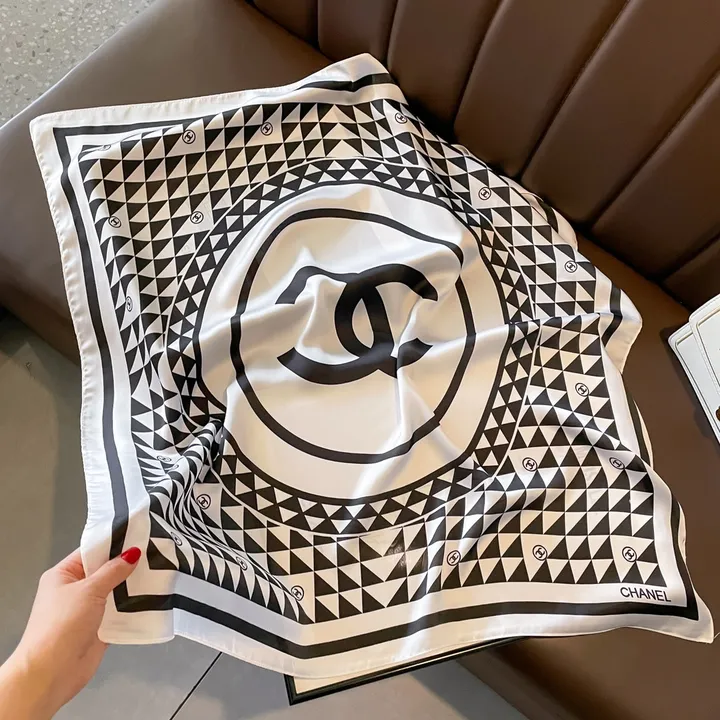 スーパーコピー ロエベ マフラー