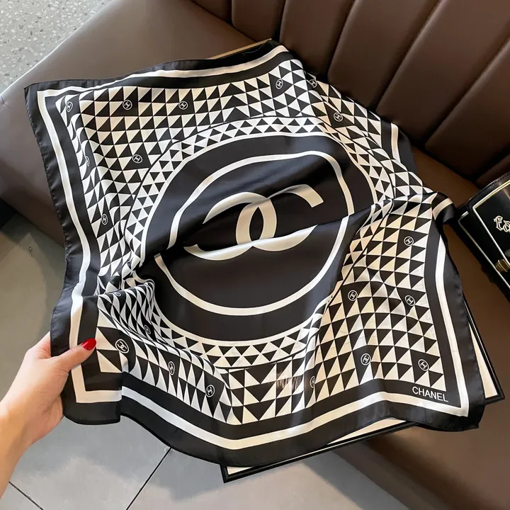 スーパーコピー ロエベ マフラー