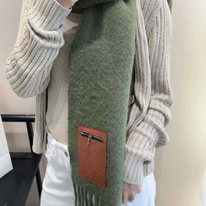 スーパーコピー ロエベ マフラー