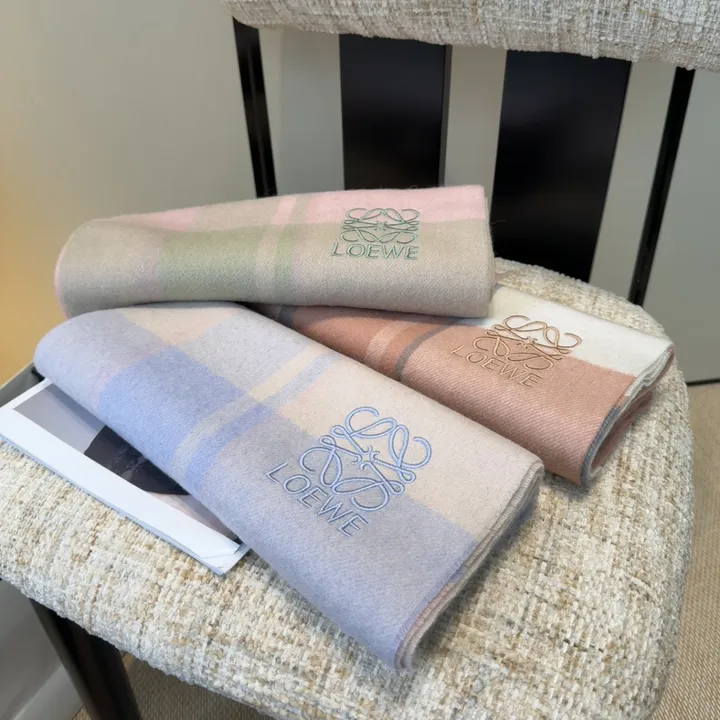 スーパーコピー ロエベ マフラー