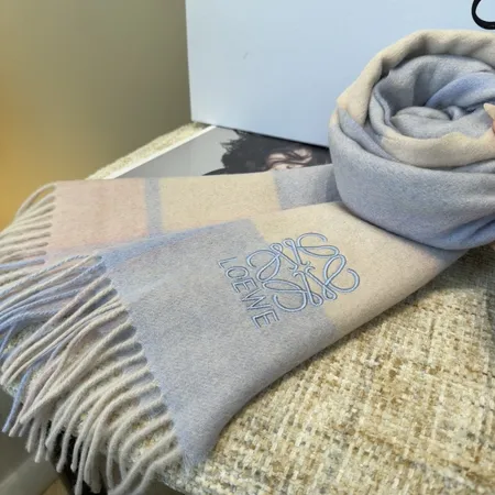 スーパーコピー ロエベ マフラー