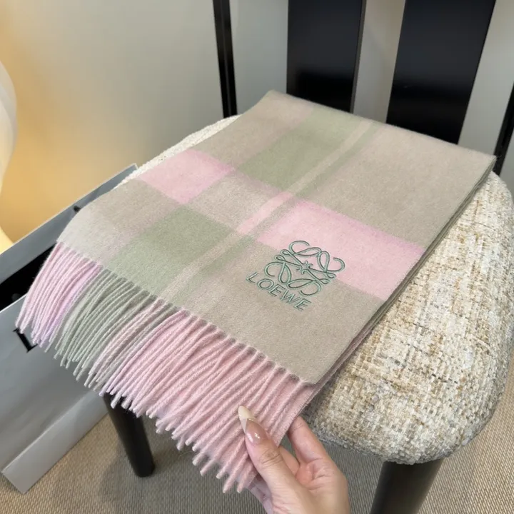 スーパーコピー ロエベ マフラー