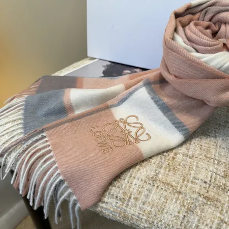 スーパーコピー ロエベ マフラー