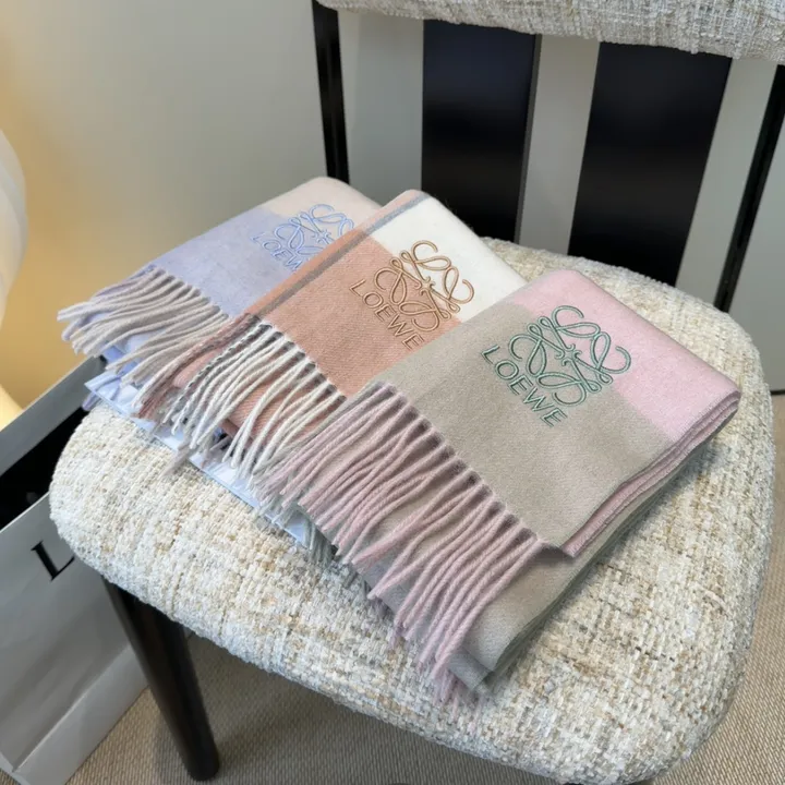 スーパーコピー ロエベ マフラー