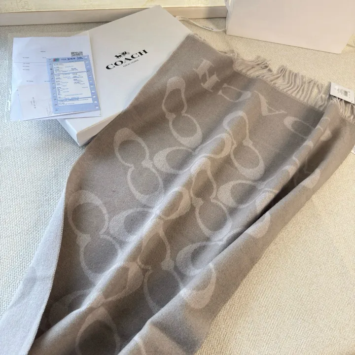 スーパーコピー コーチ マフラー