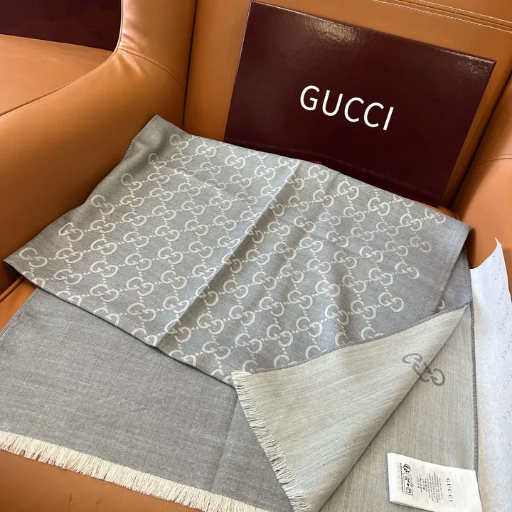 スーパーコピー グッチ マフラー