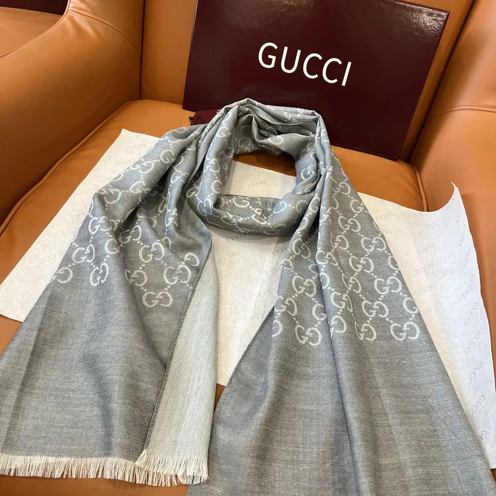 スーパーコピー グッチ マフラー