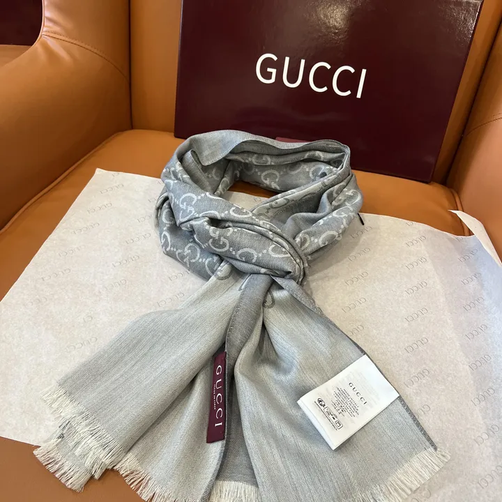 スーパーコピー グッチ マフラー