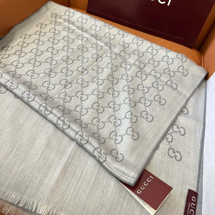 スーパーコピー グッチ マフラー