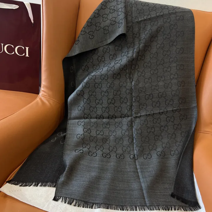 スーパーコピー グッチ マフラー