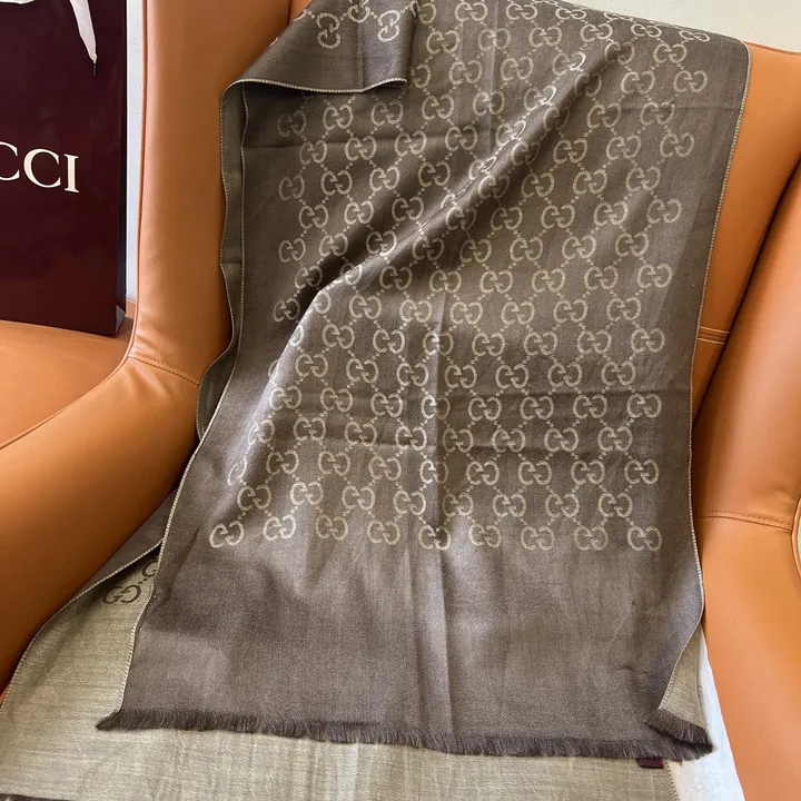 スーパーコピー グッチ マフラー