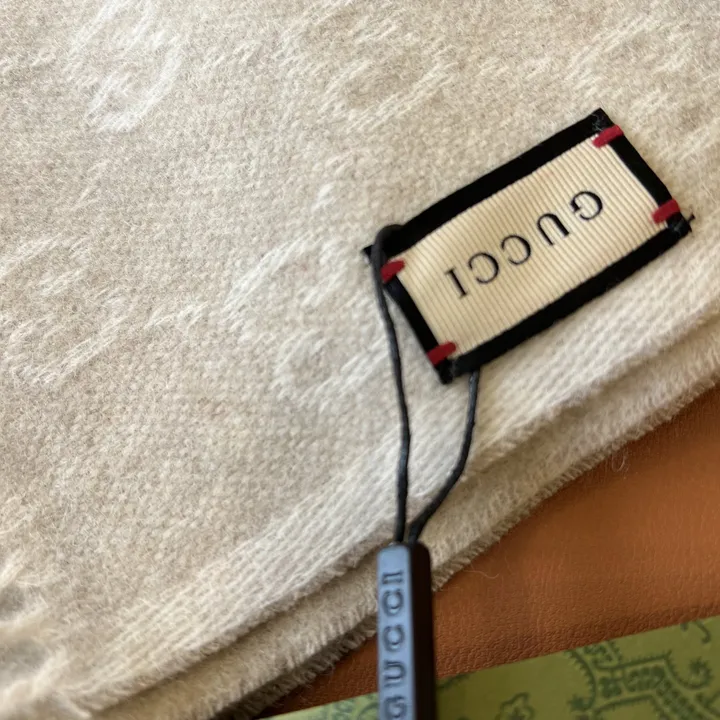 スーパーコピー グッチ マフラー