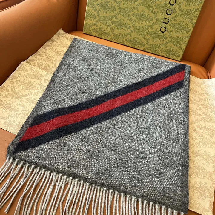 スーパーコピー グッチ マフラー