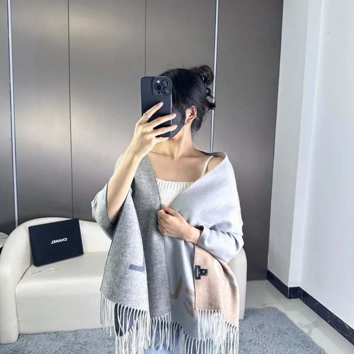 スーパーコピー シャネル マフラー