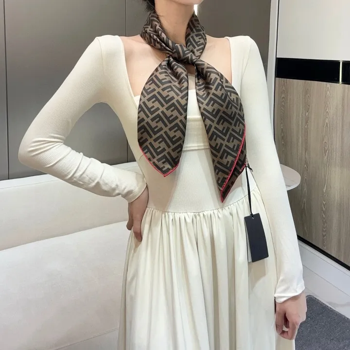 スーパーコピー フェンディ マフラー