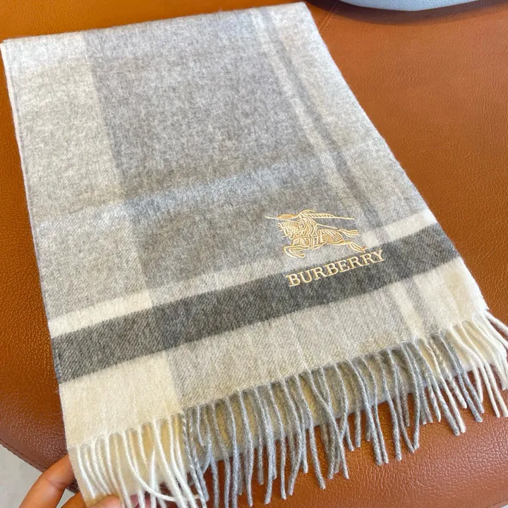 スーパーコピー バーバリー ス マフラー