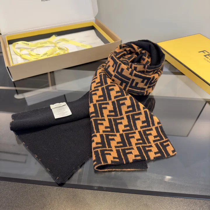 スーパーコピー フェンディ マフラー