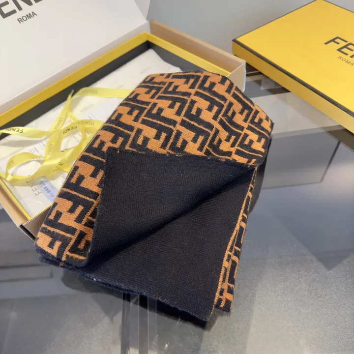 スーパーコピー フェンディ マフラー