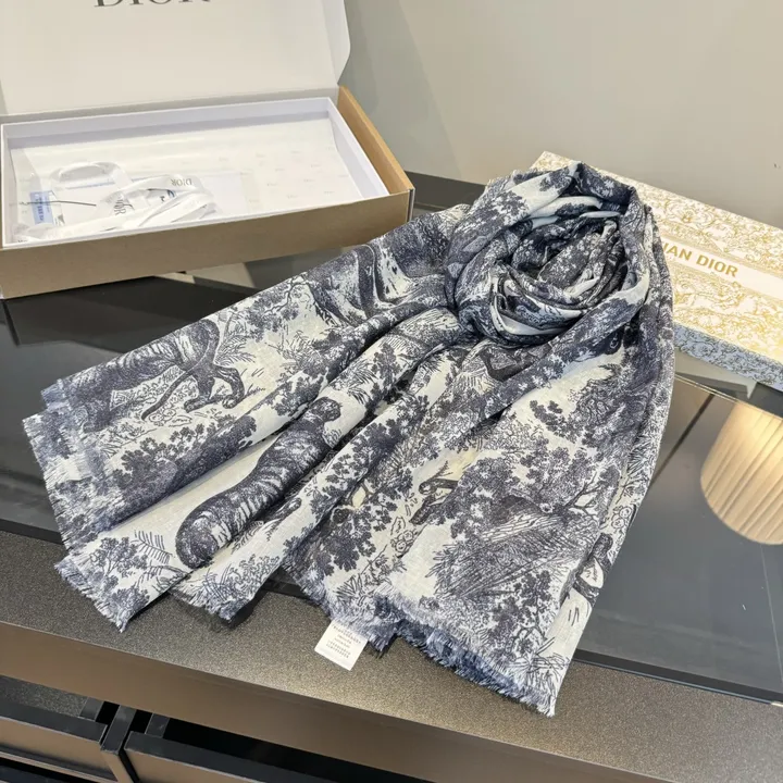 スーパーコピー ディオール マフラー